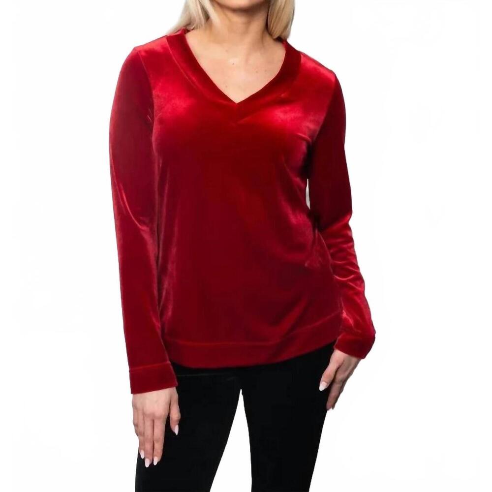 NEW SNO SKINS plushtech velvet v-neck top in red